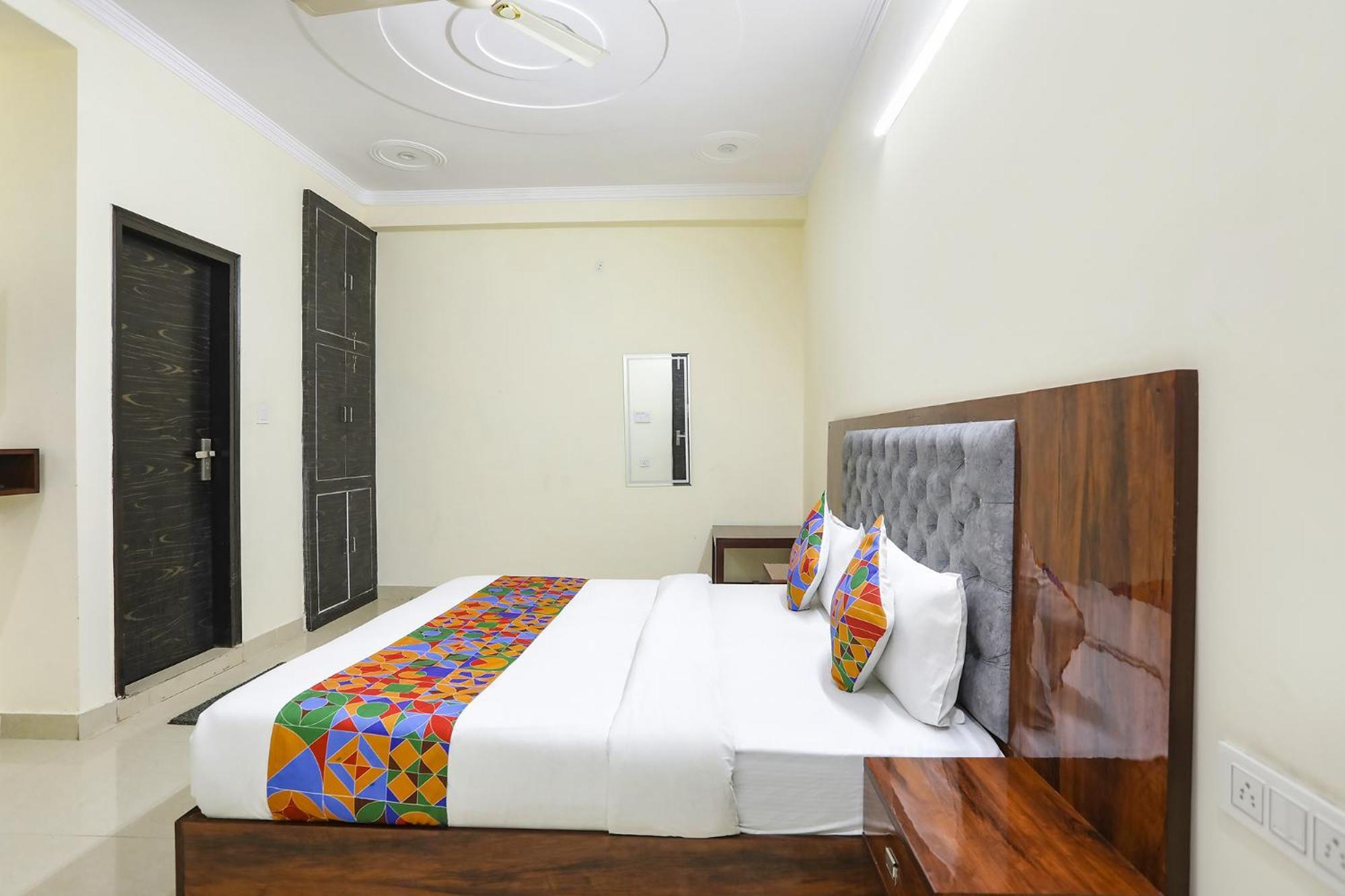 Fabexpress Asp Royal Residency Inn- Janakpuri Delhi Zewnętrze zdjęcie