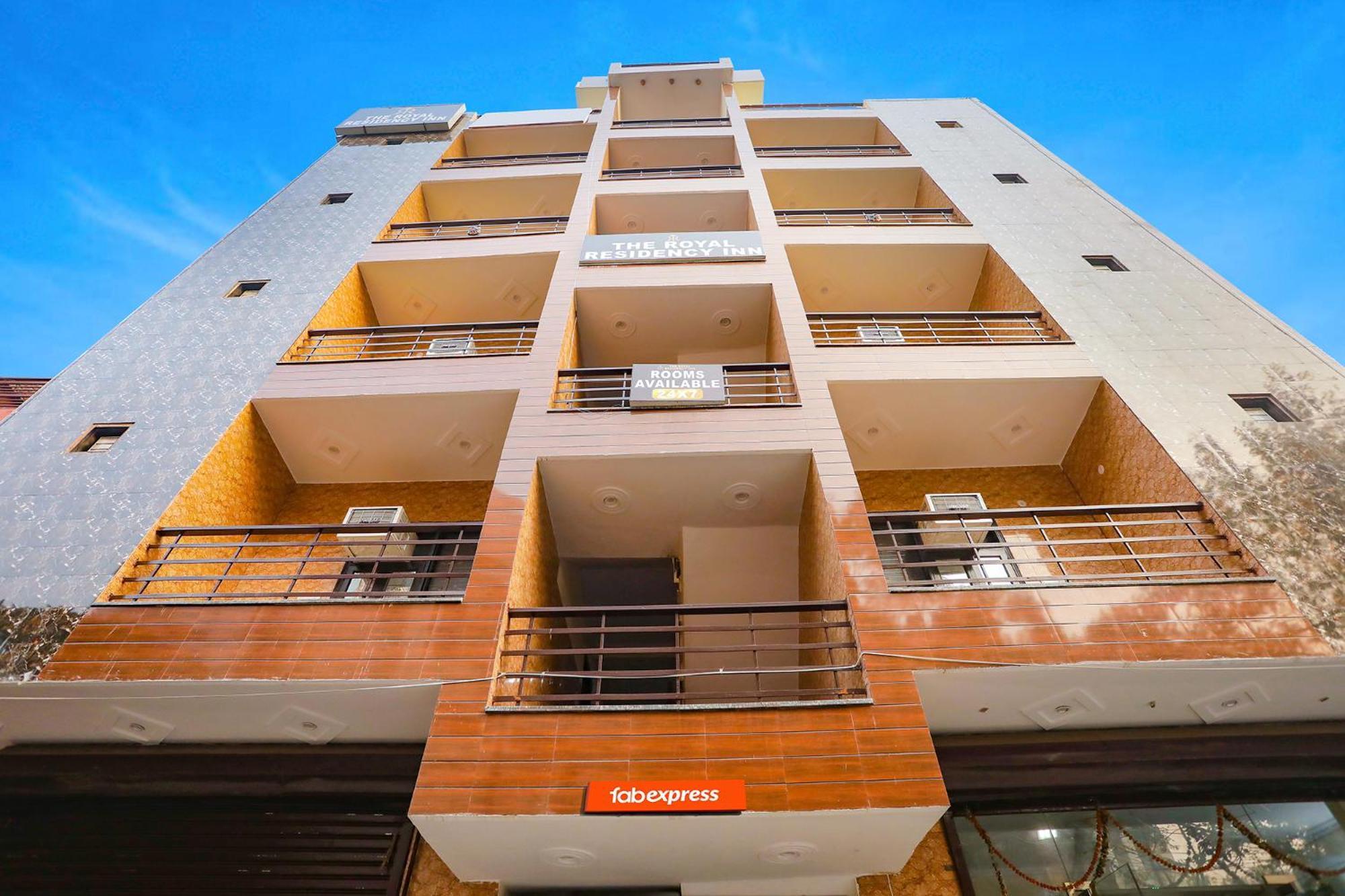 Fabexpress Asp Royal Residency Inn- Janakpuri Delhi Zewnętrze zdjęcie