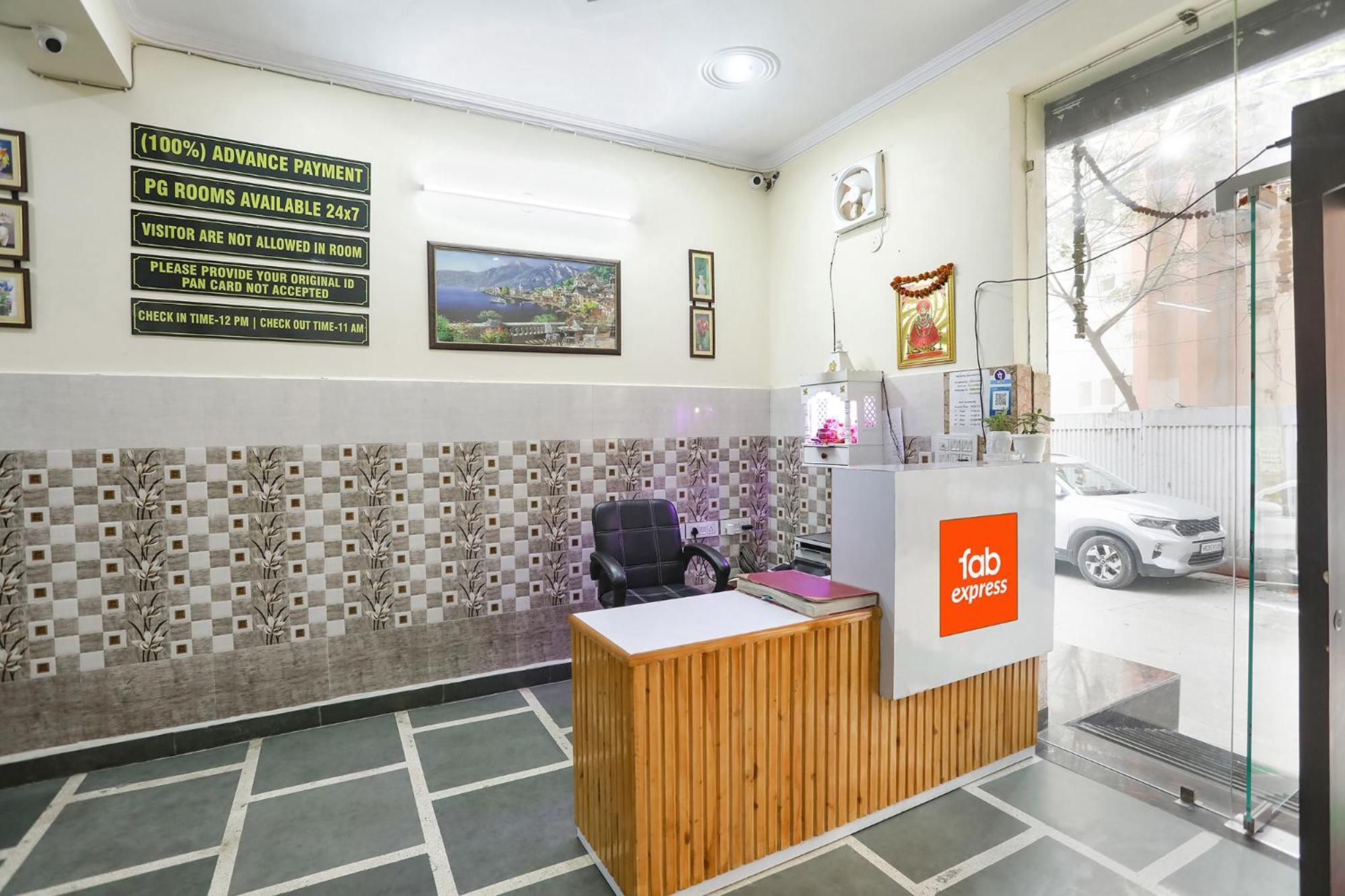 Fabexpress Asp Royal Residency Inn- Janakpuri Delhi Zewnętrze zdjęcie